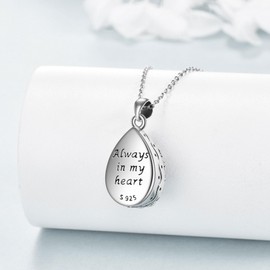 ONEFINITY Tree of Life Urn Necklace for Ashes Sterling Silver Mass Agate Cremation Necklace for Ashes Keepsake Memory Jewelry for Women (Moss Agate Tree)