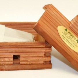 Paine's Log Cabin Burner And 10 Cedar Incense Cones