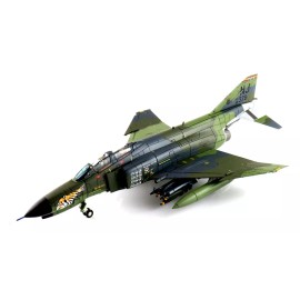 Hobby Master 1:72 USN McDonnell F-4E Phantom II Fighter-Bomber