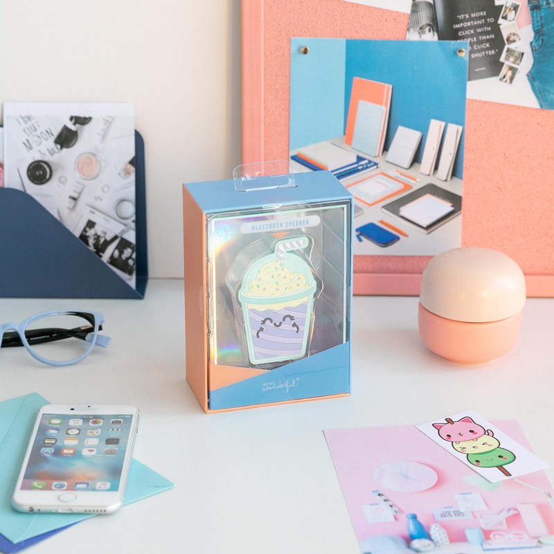 mr. wonderful* Bluetooth speaker with smoothiefrom the brand 3-4 hours