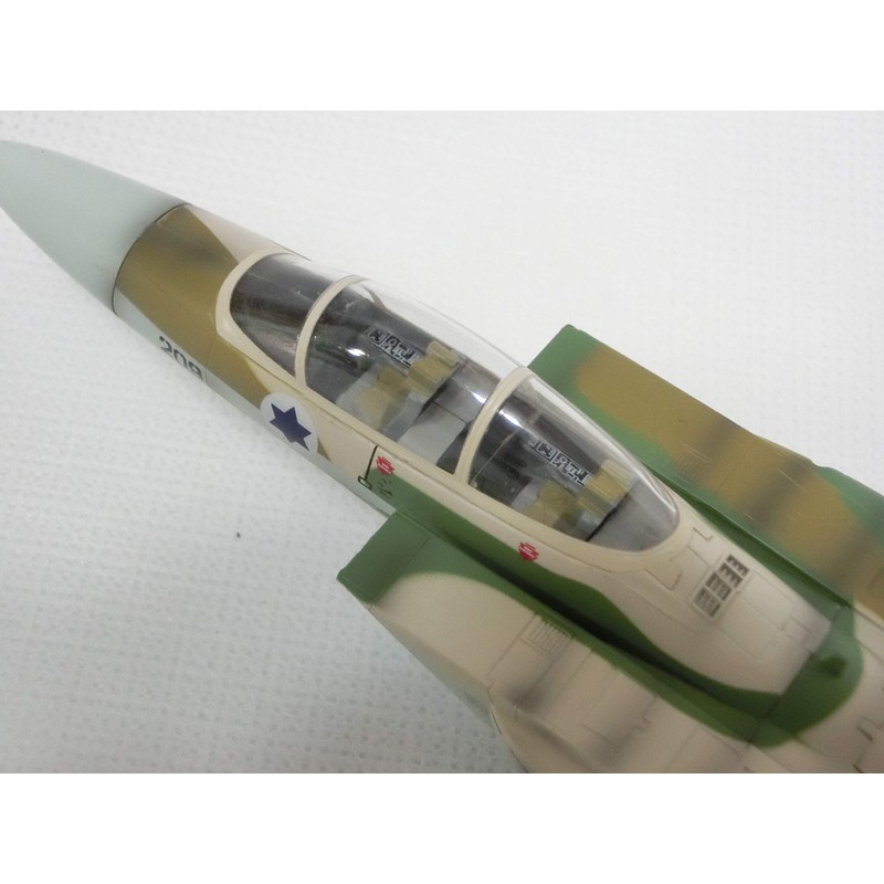 Easy Model 37124 1:72-F-15i Ra'am (Thunder) Eagle-Israeli Defe Pre Built