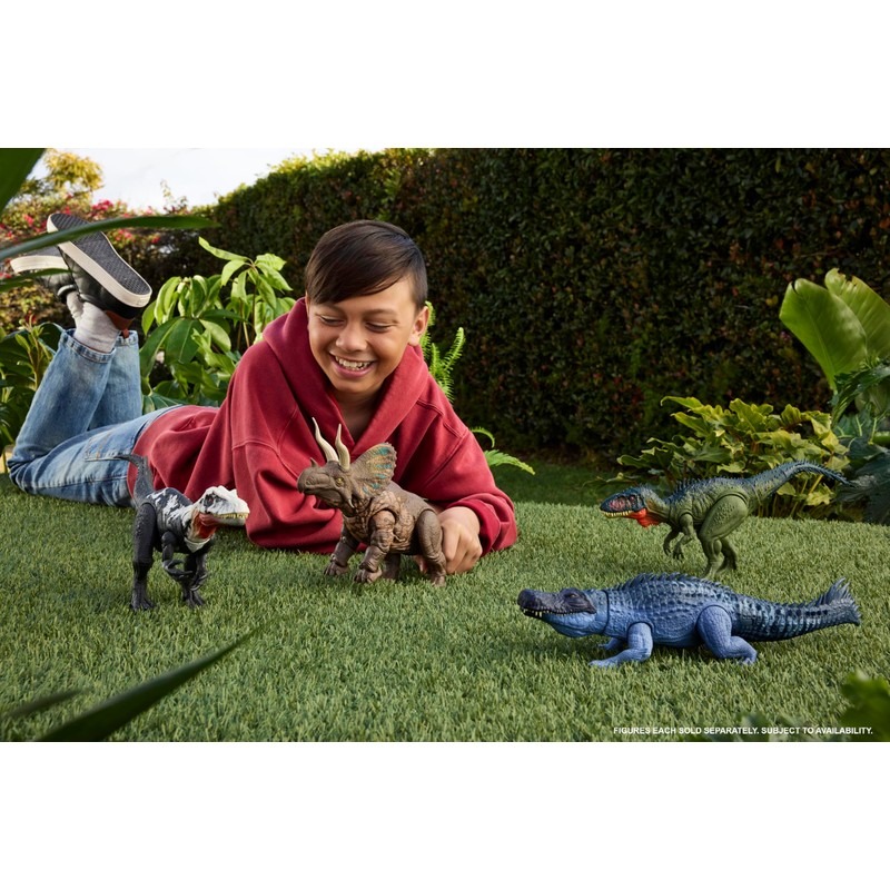 Mattel Jurassic World Rebirth Gigantic Thrashers Eotriceratops Dinosaur Figure Toy,