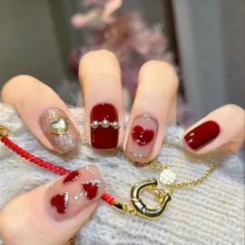24Pcs Valentines Press on Nails Short Square Fake Nails Red Romantic Heart with Silver Glitter False Nails Gold Heart Crystal Nail Design Red Nude Full Cover Artificial Glue on Nails for Women DIY