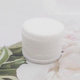 Julie Wang 100PCS 17mm Round Aromatherapy Refill Pads Electric Humidifier Diffuser Refill Pads Scented Oil Pads for Scent Ball Plug-in Diffuser White