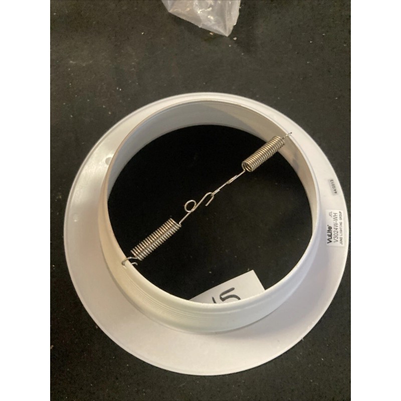 Juno Lighting Vu lite V3024W-WH 6 In. White Recessed Conical