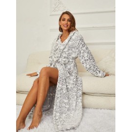 US Local Warehouse Printed Sleepwear Unisex Thickened Flannel Warm Soft  Leopard  Robe Pajama Suitable for Home Use in WinterSize: 2 XL, Color: Grey leopard