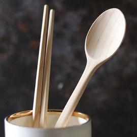 Solid Wood Cypress Cutlery Set for 2: 2 Sets of Spoons and Chopsticks / 원목 그대로 편백 수저세트 2인조세트 수저2벌 젓가락2벌