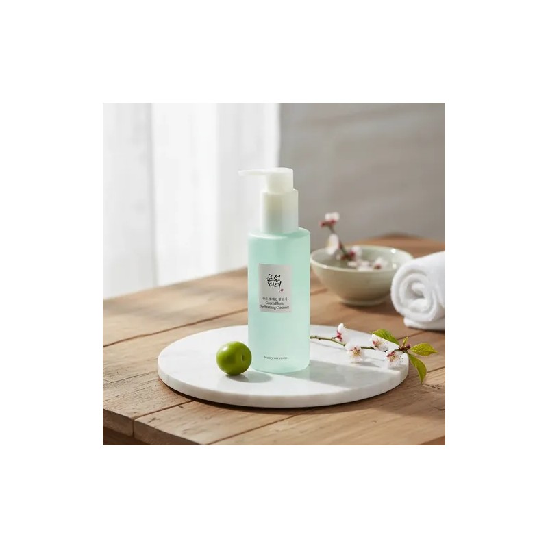 Green Plum Refreshing Cleanser