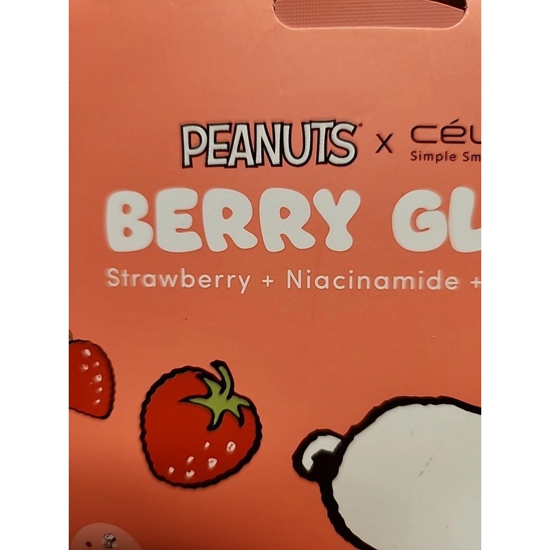 Celavi Peanuts Snoopy Berry Glow Facial Masks