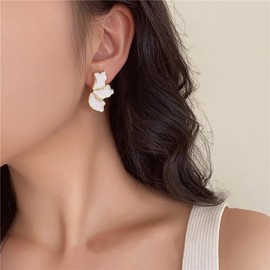 Flower Earrings For Women Irregular Petal Earring Chunky Hypoallergenic Stainless Steel Flower Dangle Earrings Trendy Jewelry Statement Earrings For Women (White A)