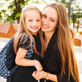 Gifts for Mom, Natural Stone Beaded Bracelet Jewelry Birthday Gifts for Mom Grandma Aunt Mother in Law Nana Boyfriend Mom (Mother Daughter Bracelet)