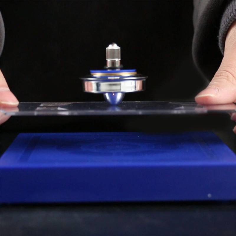 Kids Magnetic Spinning Top Classic Levitation Scope Suspended UFO Floating