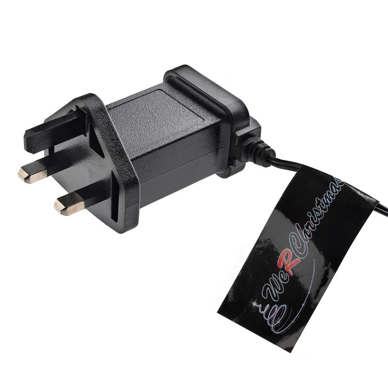 WeRChristmas Pre-Lit LED Christmas Characters Silhouette Light String - Red/Green