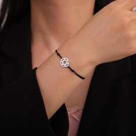 Dreamtimes Star of David Bracelet Stainless Steel Hexagram Pendant Jewish Bracelet Star of David Jewish Jewelry for Women Mens (SILVER-B)
