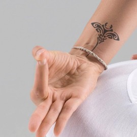 Manta - Forever Never® | Temporäre Tattoos für Erwachsene - Hält bis zu 2 Wochen | vegan, wasserfest, EU-zertifiziert