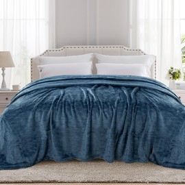 TOONOW Fleece Bed Blanket King Size 90x108 inches, Super Soft Fluffy Fuzzy Plush Blanket Geometric Pattern Cozy Microfiber Flannel Blankets for Couch, Bed, Sofa, Navy Blue