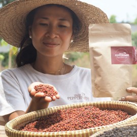Uncle's Pepperfarm Red Kampot Pepper - Sun-Dried Whole Red Peppercorns from Cambodia - 200 g