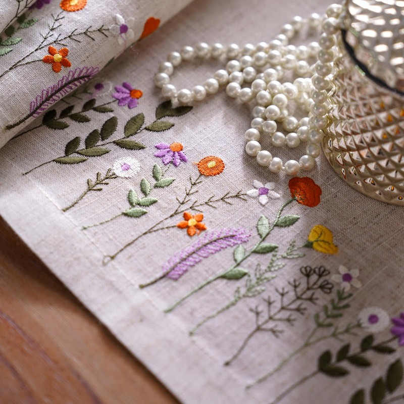 ARTABLE Lace Tablecloth Linen Color Embroidery Tablecloth Country Farm Elegant