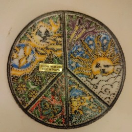 PEACE WORLD SUN LOVE PATCH 4" Vintage Classic Embroidered Colors: Iron-on Sew-on