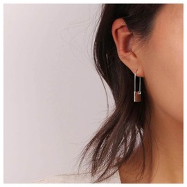 Yheakne Boho Lock Hoop Earrings Safety Pin Hoop Earrings Silver Lock Huggies Hoop Earrings Personlized Padlock Earrings Jewelry for Women (Silver)