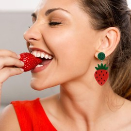 3D Acrylic Fruit Earrings For Women Orange Lemon Strawberry Dangle Drop Earrings Summer Fun Earrings Holliday Beach Vacation Jewelry (Strawberry)