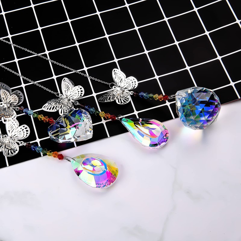 MerryNine クリスタルサンシャインキャッチャー カラフルなハート/ピパ/ロンガン/クリスタルプリズムボール+バタフライペンダント 窓辺 レインボーハンギング ホームガーデン 窓 車の装飾 クリスマスツリーデコレーション 4個