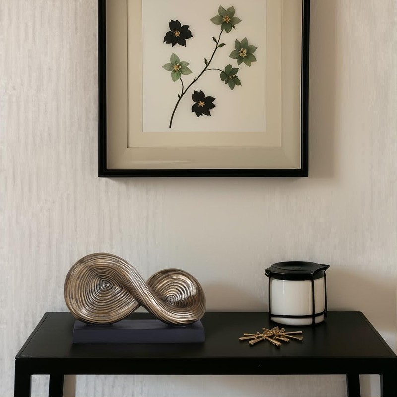 5.5‘’ Infinity Knot Sculpture - Abstract Decorative Object, Modern Infinity