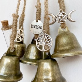 Witch Bells, Witches Bells, Witch Decor, Wind Bell, Hanging Wind Chimes, Witchcraft Decor, Suitable For Porch, Garden And Window Decoration (A1)