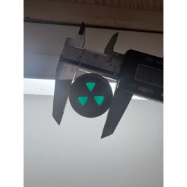 Dialight LARGE DIALIGHT WITH GREEN TREFOIL SHUTTER LENSE AND SCREW BULB BASE