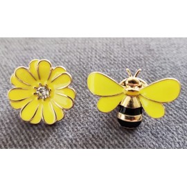 Bee Pin Badge Brooch Daisy Flower, Bee Gifts for Women,Mum, Girl, Flower Brooch (yellow), Bee Brooch for Women UK,bee merchandise UK, bee novelty gifts