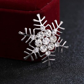 Fajewellery Rhinestone Snowflake Flower Brooch Brooch for Ladies Clothing