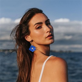 Dreuyet Charm Bohemian Daisy Flower Earring Necklaces Set for Women Elegant Matte Floral Long Petal Dangle Earrings Chic Layered Tiered Drop Earrings Seaside Holiday Jewelry (blue)