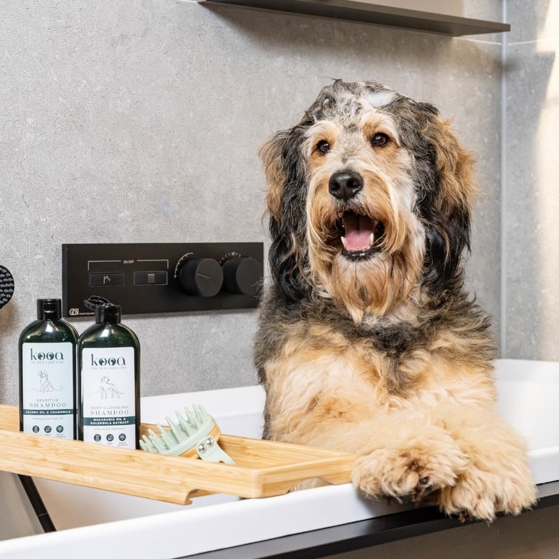 kooa - Deep Cleansing Shampoo with Macadamia Oil, Calendula Extract