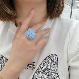 Cute Camellia Flower Statement Ring for Women Gold Plated Dainty Petal Leaf Floral Wedding Promise Expandable Adjustable Open Wrap Finger Rings Comfort Fit Retro Holiday Birthday Jewelry (Blue)