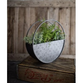Foreside Home And Garden Rustic Farmhouse Cottagecore Metal Round Wall Planter Country Wreath