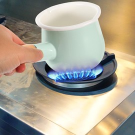 GANAZONO Enamel Milk Pan Mini Butter Warmer 7 Inch Non-stick Milk Heating Pot Small Enamelware Saucepan with Wood Handle for Heating Liquid Portions 10CM Light Green
