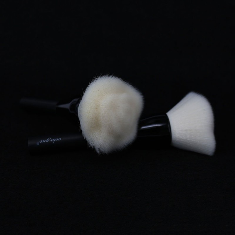 Vela.Yue Flower Shape Loose Powder Brush Large Size Makeup Brush