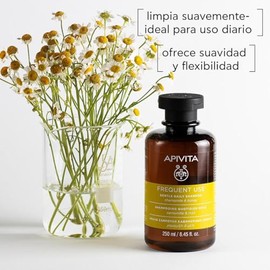 Apivita Shampoo Uso Frecuente 75ml - Shampoo Natural sin sulfatos ni parabenos con manzanilla y Miel - Hidrata, Ofrece suavidad y Elasticidad, Ayuda a prevenir Las Puntas Abiertas