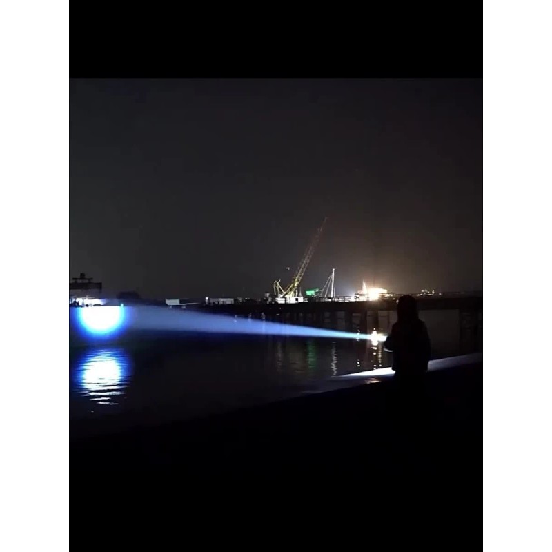 Packetman 300000lm Professional LED Diving Flashlight Underwater Scuba Torch Dive