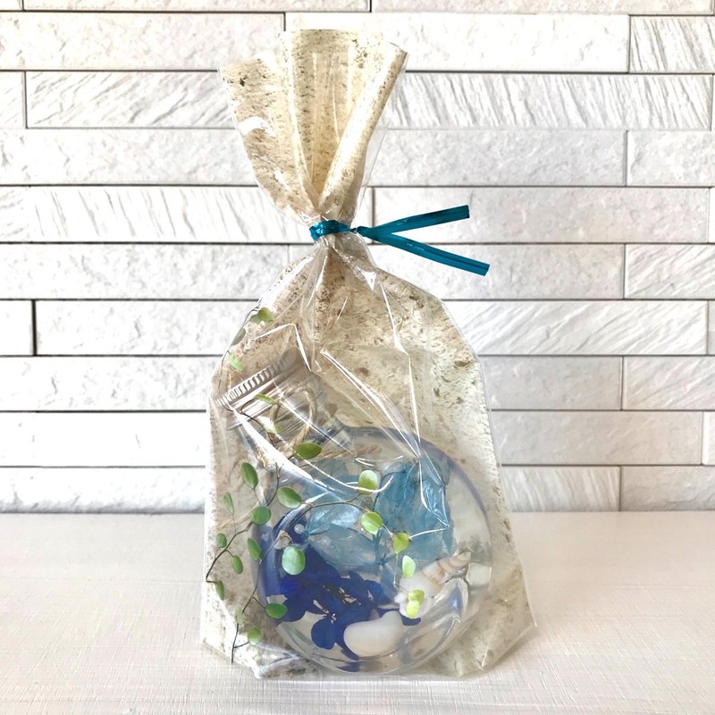 Herbarium Round Bottle, Blue & Sky Blue, Gift, Return, Celebration,