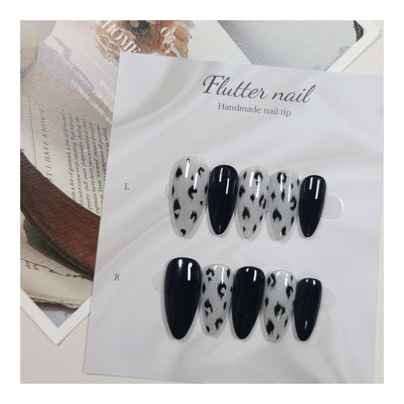 Black leopard handmade nail tip - Petit round / 블랙호피