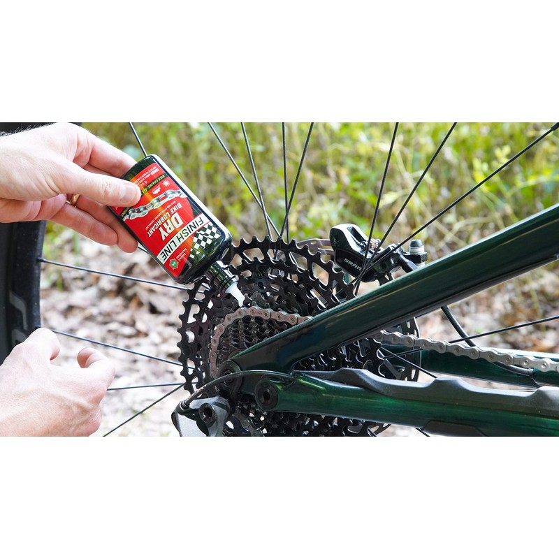 Finish Line DRY Teflon Bicycle Chain Lube, 32-Ounce Quart Jug