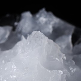 Vueno Original Hold Pomade Unscented Bueno Original Hold Pomade Unscented