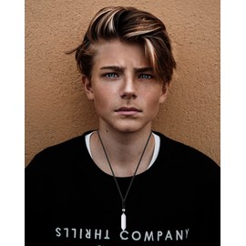 Clear Quartz Healing Crystal Necklace Adjustable Rope Natural Stone Point Hexagonal Tip Pendant Necklace Spiritual Reiki Quartz Gemstone Jewelry for Women Men