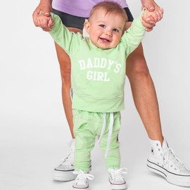 2Pcs Baby Girls Fall Winter Clothes Daddy Girl Shirt Crewneck Sweatshirt Tops and Solid Pants Outfits Clothing Sets (Light Green Daddy's Girl, 2-3 Years)