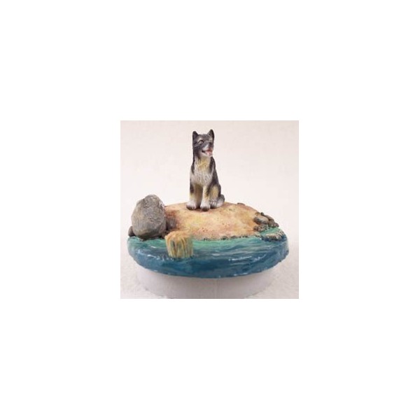 Conversation Concepts Miniature Alaskan Malamute Candle Topper Tiny One "A Day on the Beach"