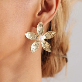 TseenYi Gold Pearl Flower Earrings Large Flower Exaggerated Earrings Pearl Floral Petal Earrings Sculptural Floral Studs Earrings Big Flower Dangle Earrings