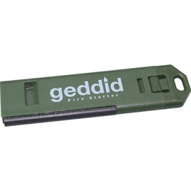 Fire Starter Keyring with 120 dB Emergency Signal Whistle, Metal Scraper and Attachment Eyelet for Survival Camping Outdoor - Green/Olive