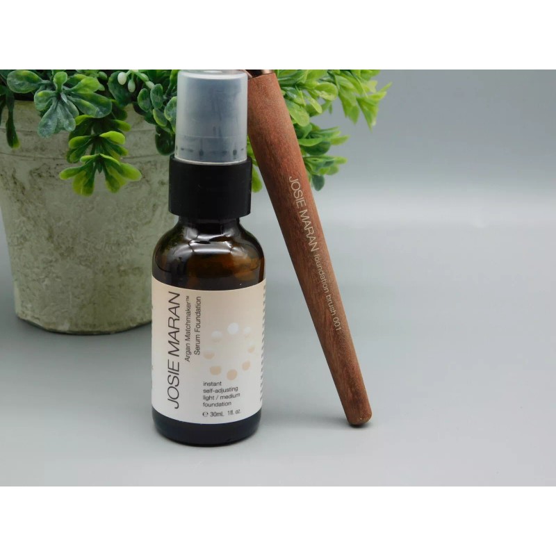 Josie Maran Argan Matchmaker Serum Foundation Light/ Medium With Brush