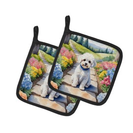 Caroline's Treasures Maltipoo Spring Path Pair of Pot Holders Kitchen Heat Resistant Pot Holders Sets Oven Hot Pads for Cooking Baking BBQ, 7 1/2 x 7 1/2